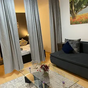 Apartment West, Stuttgart